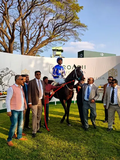 Knotty Legend, with jockey P. Trevor, after winning The Roach Lifescapes Bangalore Juvenile Million.