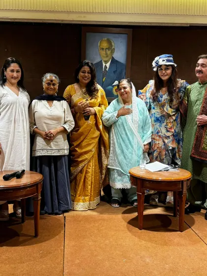 A group photograph with the talented cast and crew of Heeramandi after a successful panel discussion. It was a beautiful afternoon resonating with art and creativity.