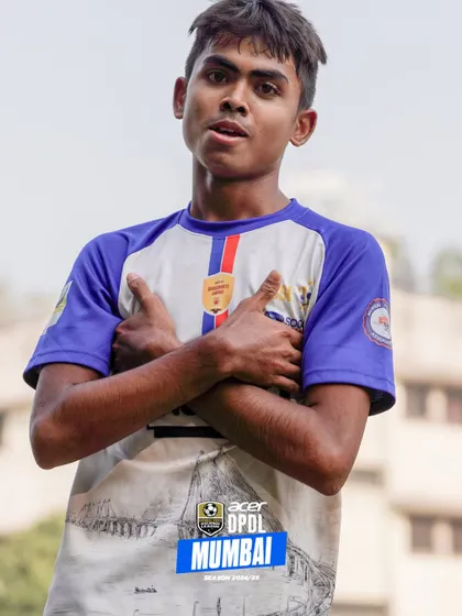 A player shows his pride for the badge. We instill a sense of belonging and commitment in all our athletes.