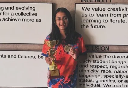 Here is one of our star players, Naina Rekhi, after winning 1st place in the Under-14 Girls category at the ISSO National Championship. Her success is an inspiration to all our students.