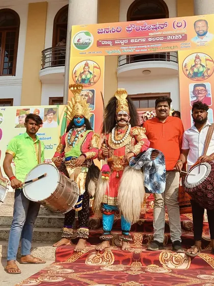With Yakshagana artists at a program organized by Janasiri Foundation at the Town Hall. I have great respect for our traditional art forms.