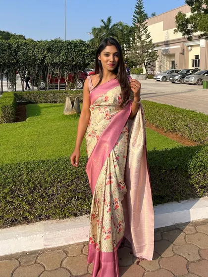 Another angle of my floral saree at the Source India conference.