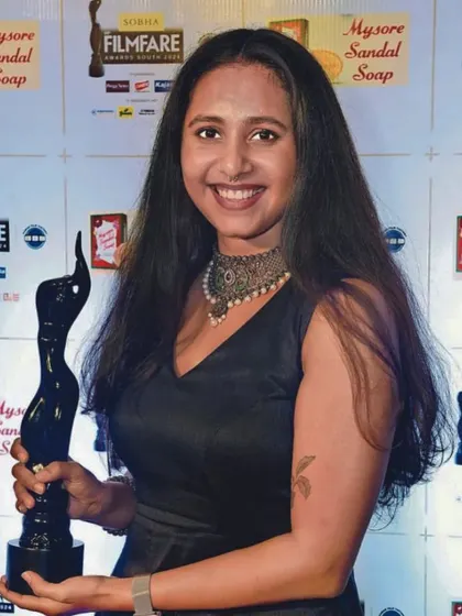 This moment, holding the Filmfare award for "Kadalanu Kaano Horatiro," feels like a dream. I am just so grateful for the love this song has received.