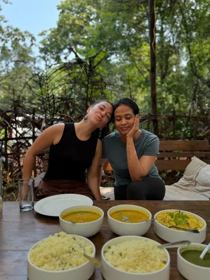 Two beautiful souls connecting over a nourishing meal. The friendships formed at these retreats are one of the most precious takeaways.