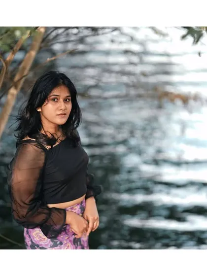 A wider version of the waterside portrait, this shot uses the expanse of water to create a sense of calm and space.