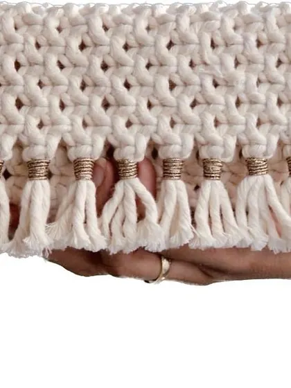 This clutch comes with a detachable gold chain, so you can wear it as a sling bag or carry it as a clutch. So versatile!
