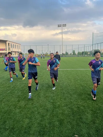 The U15 team running drills, focused on improving their fitness for the upcoming season.