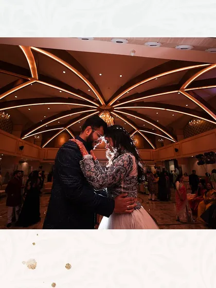 The magnificent ceiling of our hall adds a touch of grandeur to this couple's engagement photos, captivating your attention and leaving you in awe.