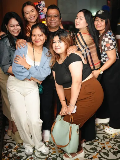 Surrounded by a great group of people. The fun is always guaranteed.