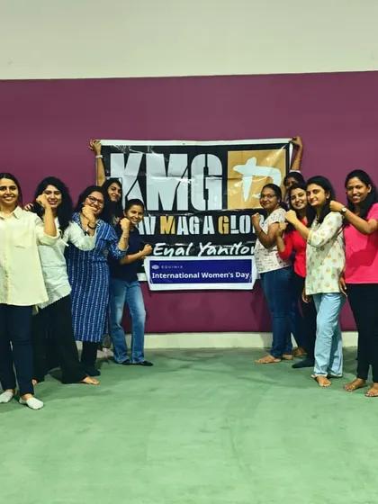 Kicking off International Women’s Day celebrations with a workshop for a digital infrastructure organization in Mumbai. It was a privilege to share essential self-defense knowledge with this group.