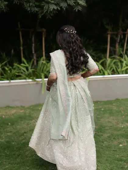 When a bride gives me complete creative freedom, magic happens. For Vidhi's engagement, I created this soft, ethereal look with smokey eyes and a nude lip that she absolutely loved.