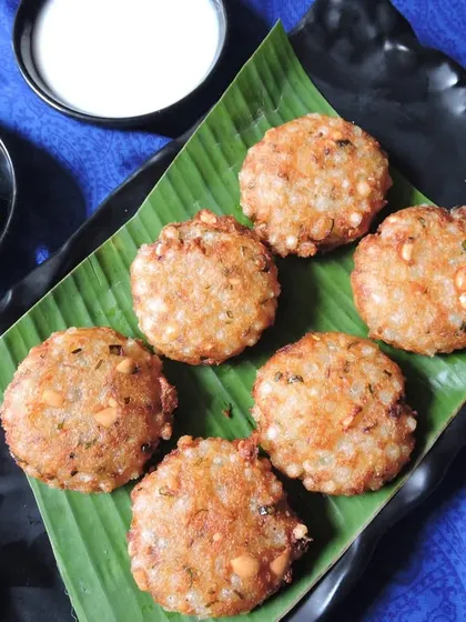 There’s comfort in familiar flavours. My Sabudana Vada, served with fresh chutney, blends tradition with that signature Garden Court elegance.