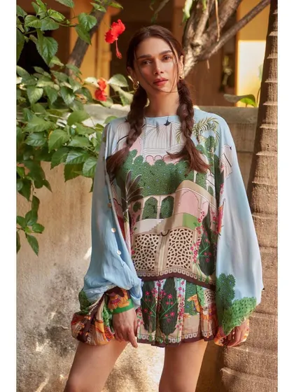 The full view of the Limerick printed set. The balloon sleeves and unique print make it a real statement piece.