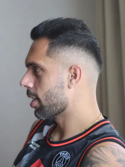 A fresh skin fade for my bro, footballer Robin Singh. It feels great to be back on the road, cutting hair for my favorite athletes.