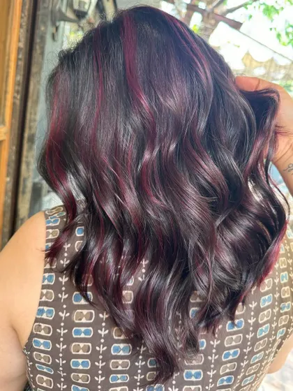 A side view of the fiddle rose look. The burgundy tones are so rich and beautiful. (No filter)