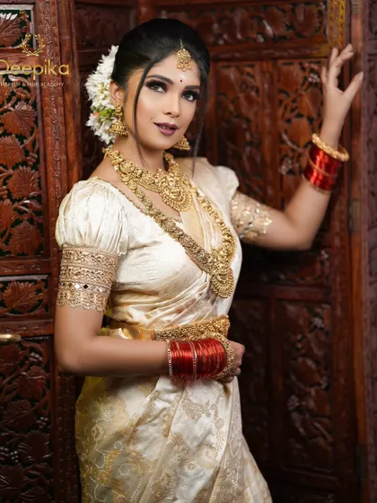 The elegance of an Onam saree is timeless. I have several such pieces in my collection, perfect for celebrating the festival or for a simple, elegant wedding look.