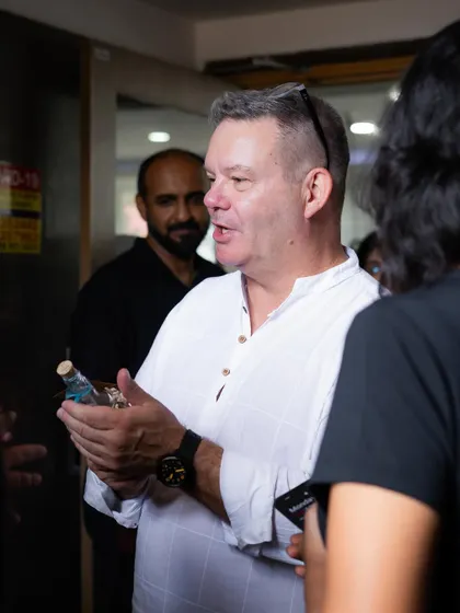 Chef Gary Mehigan interacting with our students and chefs. Hosting culinary icons and facilitating these interactions is part of the unique experience we offer.