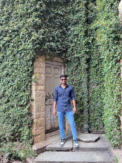 Another view of the beautiful green walls that are iconic to the palace.