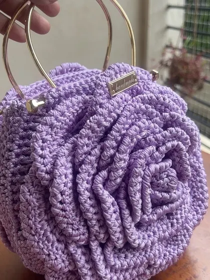 The lavender Rose Bag is such a dreamy color. It’s perfect for spring outings and special occasions.