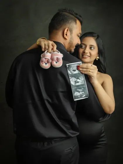 The first hellos. Using your sonogram picture and those tiny baby shoes makes for such a sweet and personal pregnancy announcement. It’s a creative way to share your exciting news with the world.