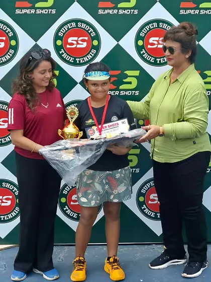 Awesome show from Alina Patel, winning the U-8 singles tournament in Delhi.