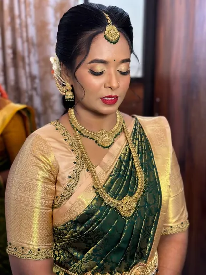 Another angle of this stunning engagement makeup, showcasing the smooth base and precise eye makeup.
