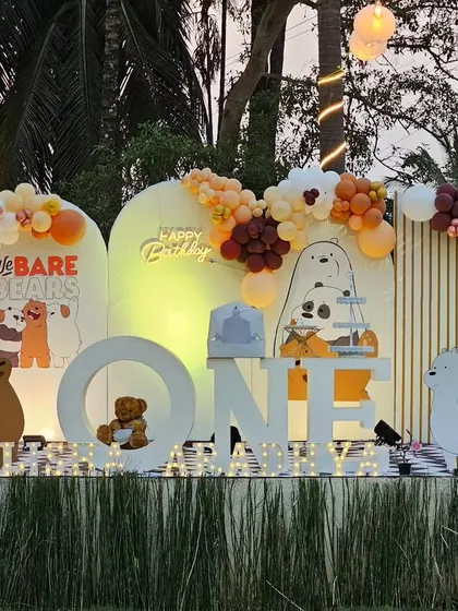 A cute and modern "We Bare Bears" theme for a first birthday, using earthy tones and character cutouts.