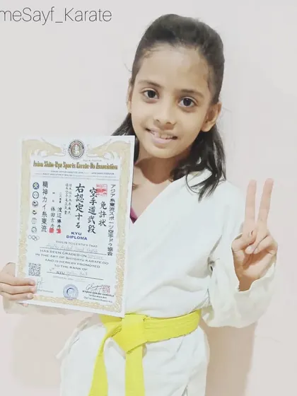 Heartiest congratulations to Azalfa Shaikh on achieving her new yellow belt. Her smile says it all. So proud of you. 💛