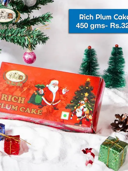 Our 450g Rich Plum Cake is perfect for larger family gatherings and parties. It comes in a festive red box featuring Santa Claus, ready for gifting.