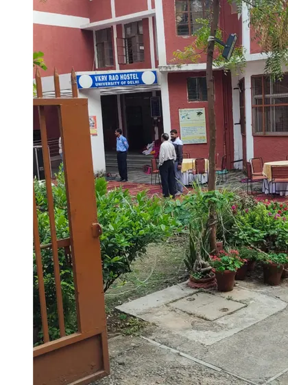 We have had the honor of serving at many prestigious places, including hostels at the University of Delhi. This photo is from an event we catered at the TSRM Rao Hostel.