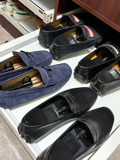 For men, having shoes neatly organized in pull-out drawers means no more searching for a matching pair. It's about making life more efficient.