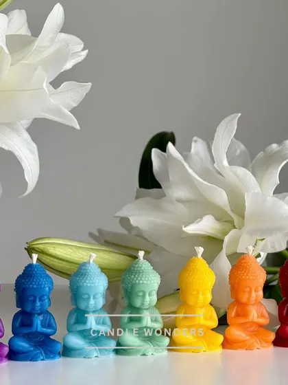 These seven chakra Buddha candles are a beautiful and spiritual gift, ideal for housewarmings or creating a meditation corner.
