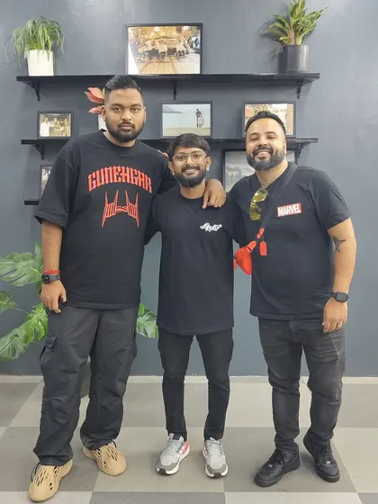 Indian HipHop's finest DJs, DJ Proof and DJ Sa, in the house. I got them looking fresh for their pre-gig prep.