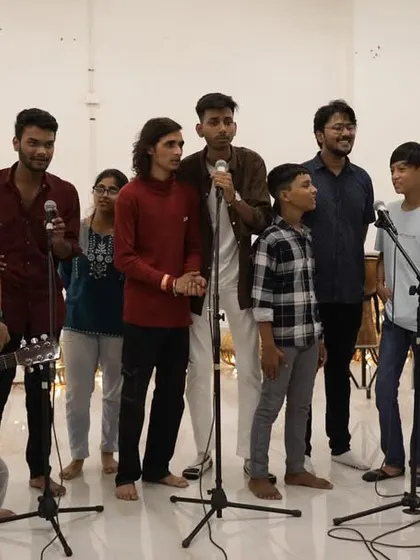 A mixed-age group of our students performing a choral piece. Our showcases bring together learners from different programs, creating a beautiful blend of voices and experiences.