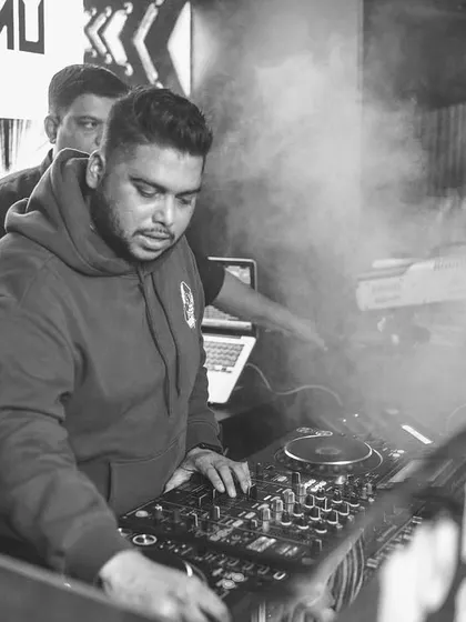 A black and white shot with smoke adding to the atmosphere. You can see my logo on the screen, cutting through the haze.