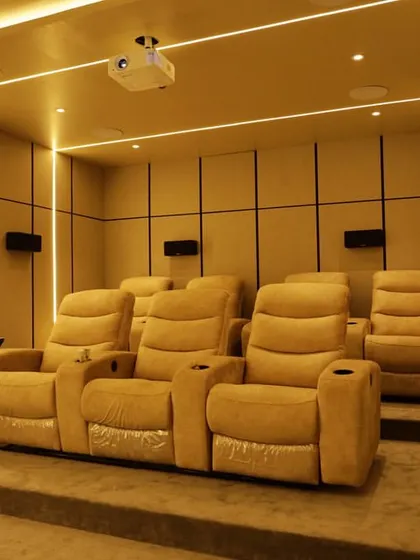 A duplicate of 367, this shot provides another angle of the well-lit and comfortable seating area.