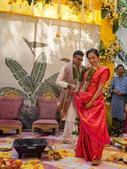 A beautiful moment from our traditional Kannadiga wedding ceremony. We understand the flow of wedding events and can integrate dance performances smoothly within the schedule.