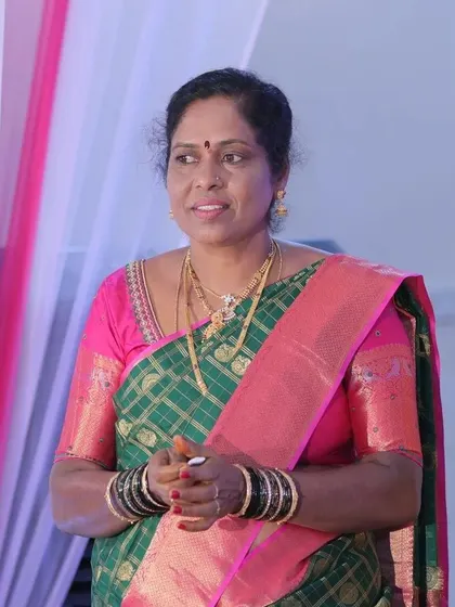 This is an example of my work on mature skin for a mother of the groom. I use specific techniques to create a smooth, lifted appearance that feels light and looks timeless, ensuring she felt confident and beautiful.