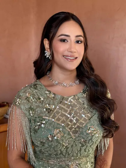 A final portrait of the Welcome Lunch look. The bride looks radiant, relaxed, and ready to kick off her wedding celebrations in style.