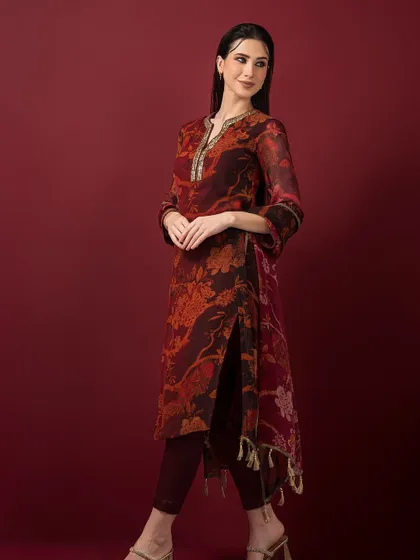 A full view of the printed kurta set, a sophisticated and modern take on festive dressing.