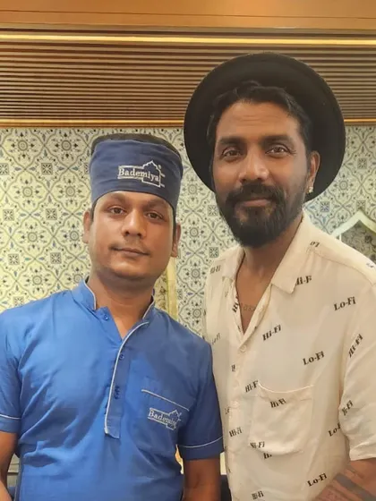 The masters of dance, Remo D'Souza and Salman Yusuff Khan, taking a break to enjoy a feast at Bademiya Bandra.