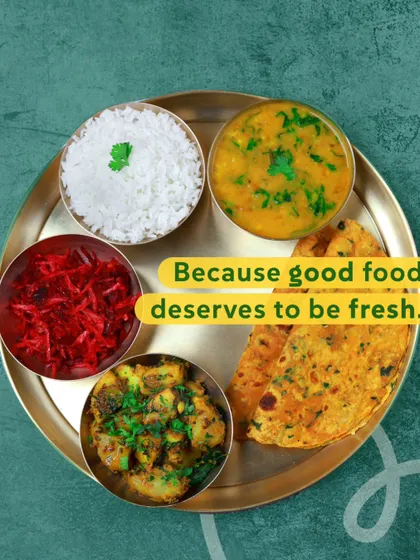 Because good food deserves to be fresh. A beautifully arranged thali with aloo sabzi, beetroot salad, dal, and thepla, emphasizing my commitment to fresh, daily meals.