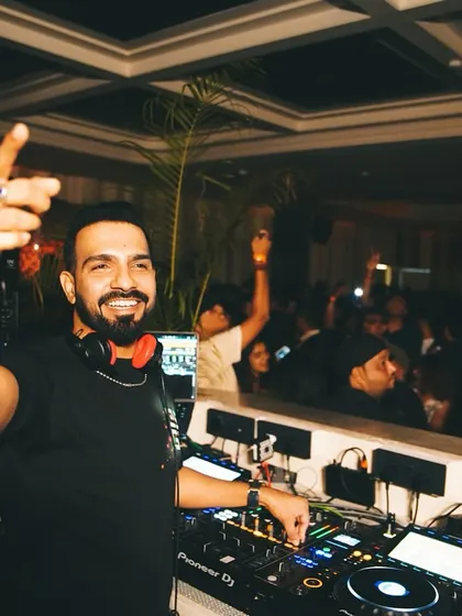 Putting the magic into Mercii, one of my favorite clubs in Mumbai. I love controlling the vibe and keeping the dance floor packed.