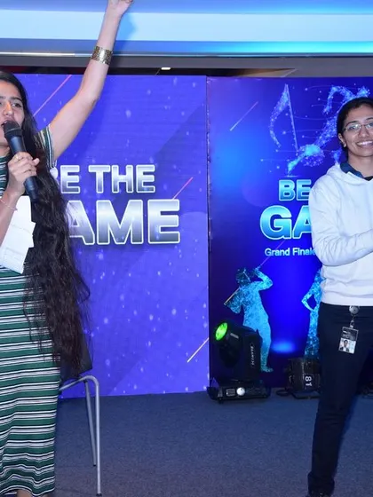 Leading an interactive icebreaker session at the Dell "Be The Game" event. Getting participants on their feet and engaging them directly is my signature style for breaking the ice and building energy in the room right from the start.
