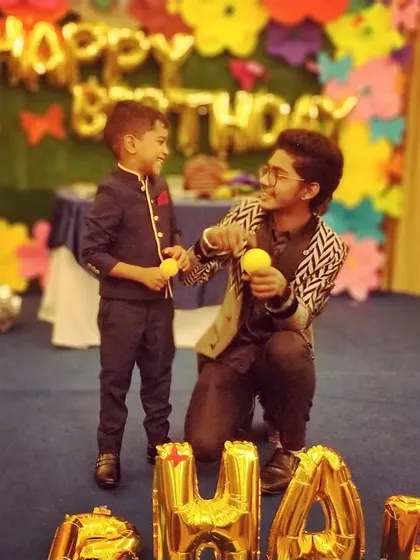 Magic is for everyone, and I love performing for kids' birthday parties. Sharing a moment of pure astonishment with this young guest makes it all worthwhile. My interactive magic is perfect for family gatherings and celebrations.