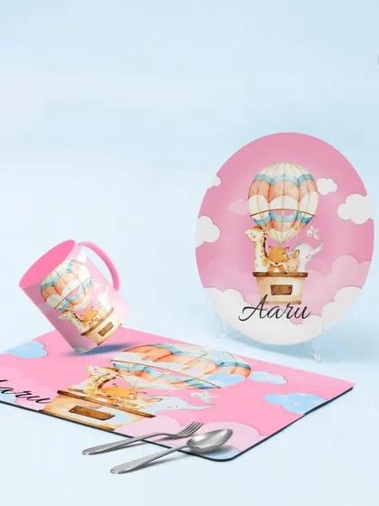 This adorable hot air balloon themed dinner set is perfect for a baby shower or first birthday gift. We can personalise it for a boy or a girl.