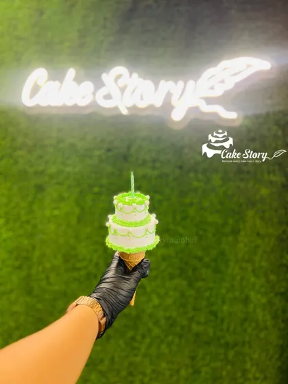 This tiny cone cake is a great way to make a big wish.