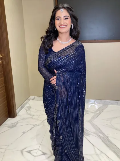 For Saloni's engagement, we went for a simple and subtle look to match her personality. A soft, glowing look that let her natural beauty bloom.