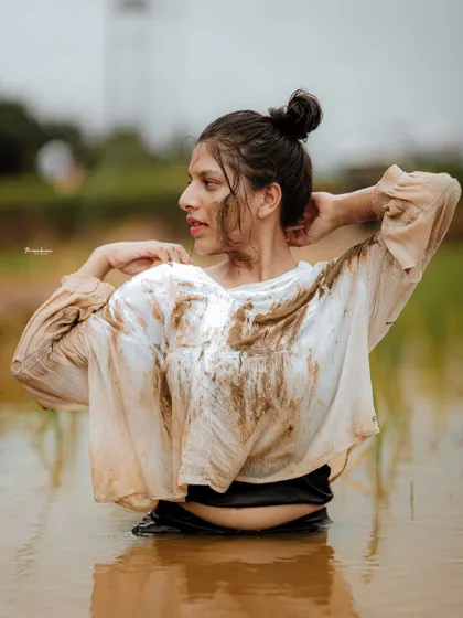 This pose from the mud shoot has a strong, sculptural quality. I work with models to create shapes and forms that are visually striking.