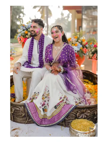 The pure, unscripted joy of a Haldi ceremony in Goa. I focus on capturing the vibrant colors and genuine laughter that make these pre-wedding rituals so special.